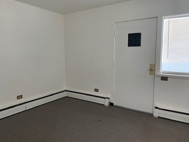 Foto del edificio - 4900 Fairview Ave