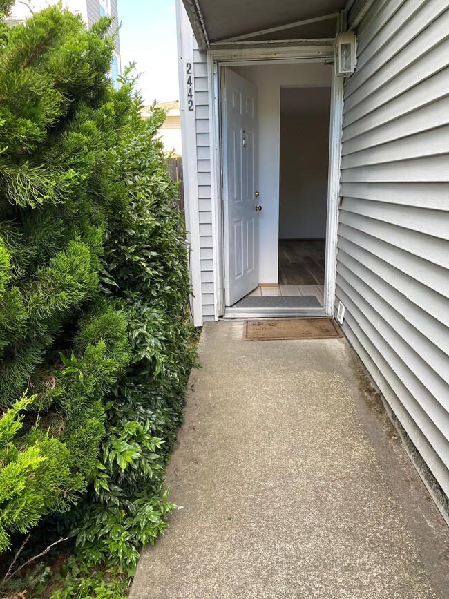 Building Photo - 2442 NW 64th St