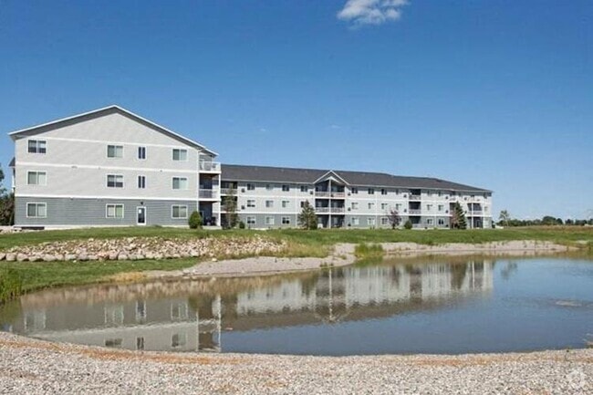 Building Photo - West Lake
