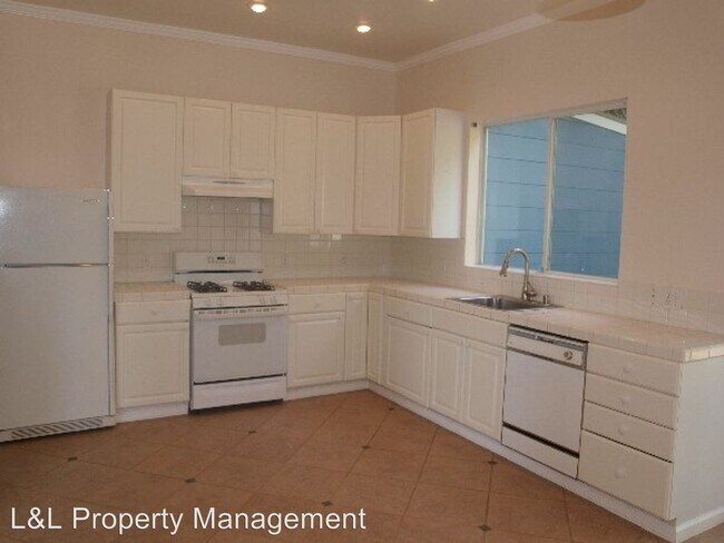 Building Photo - 2 br, 2 bath Apartment - 217 4th Street