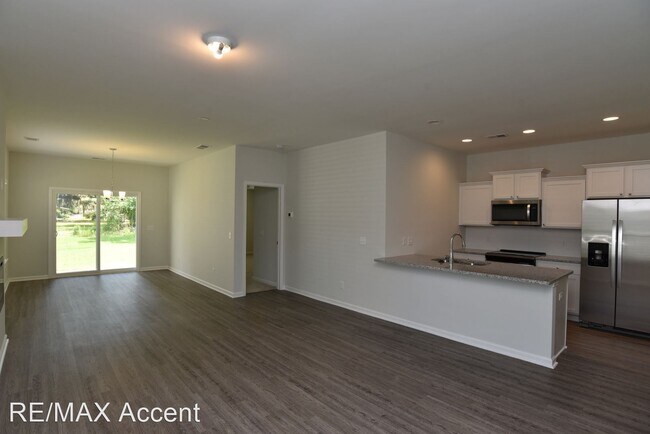 Building Photo - 3 br, 2.5 bath House - 134 Bellasera Way