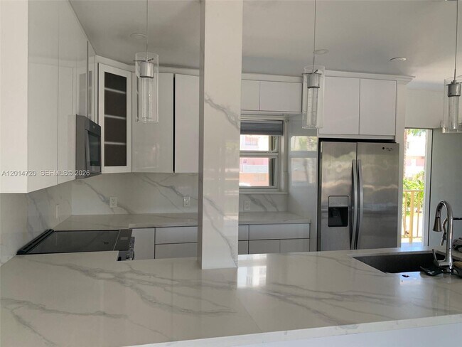 Foto del edificio - 3770 NE 171 St