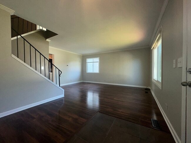 Building Photo - 2455 Bristol Ct
