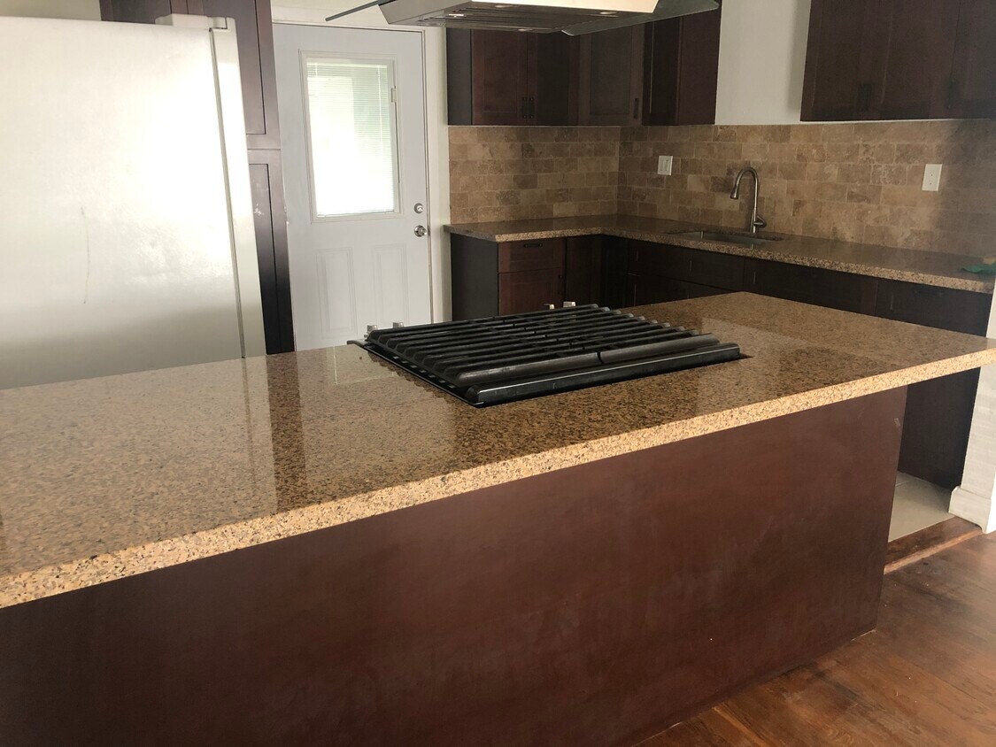 Remodeled kitchen - 5235 Pomander Rd
