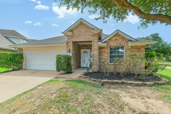 Foto del edificio - 5702 Carrollton Creek Ct