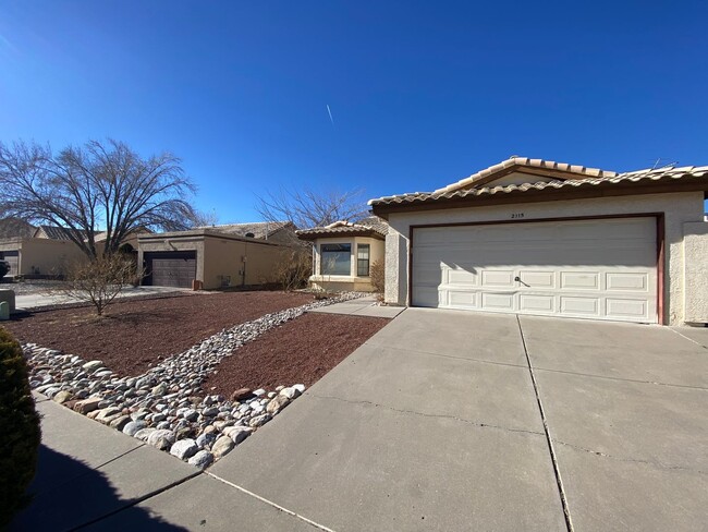 Building Photo - Beautiful 3-Bedroom Home in NW Albuquerque