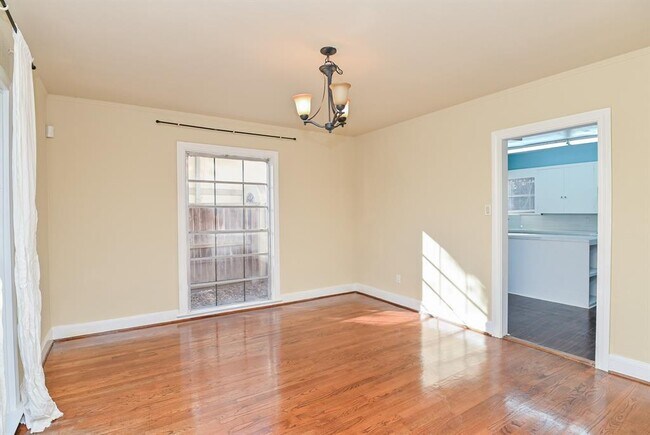 Foto del edificio - 3722 Georgetown St