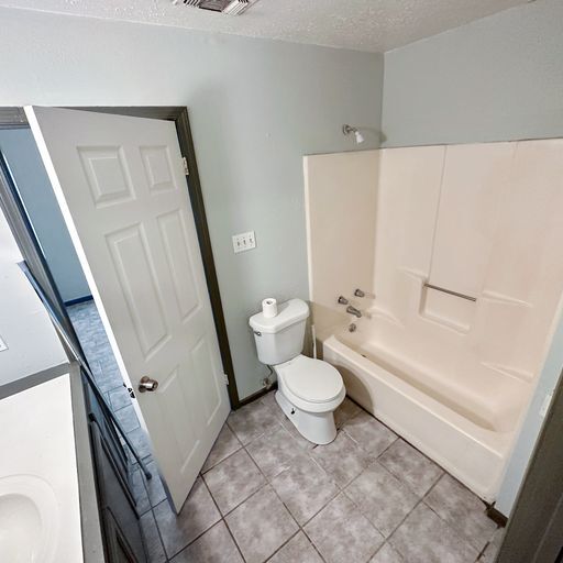 Primary Bathroom - 3433 Yorkfield Dr
