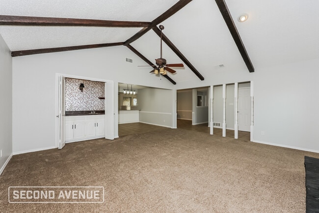 Building Photo - 5405 Valparaiso Trail