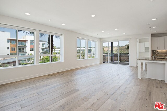 Building Photo - 12510 W Fielding Cir
