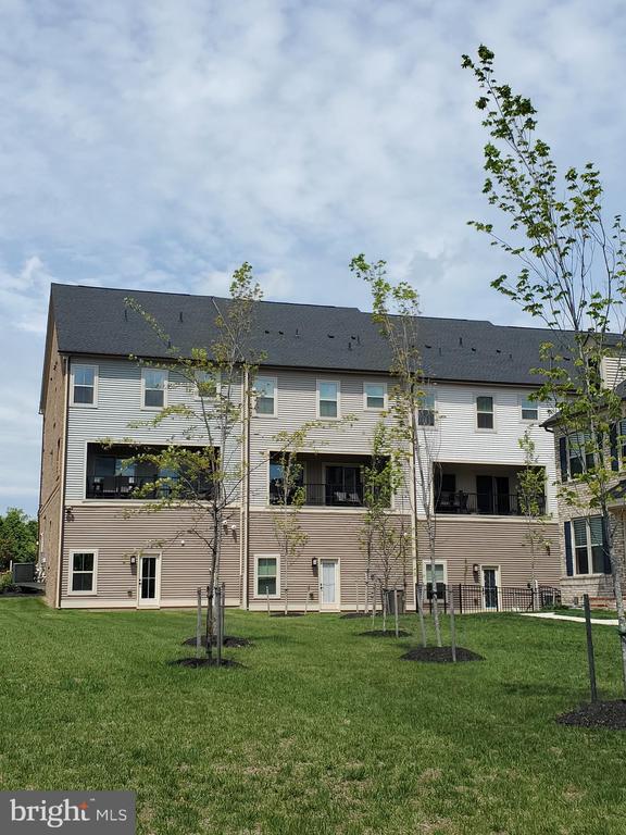 Building Photo - 3302 Treviso Ln