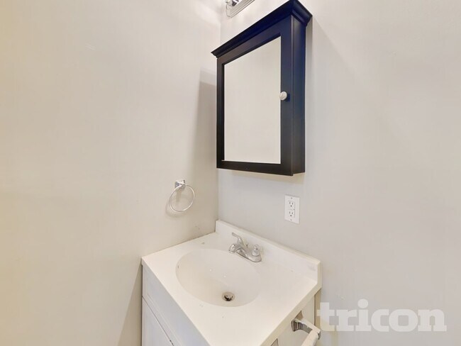 Foto del edificio - 1170 Augusta Woods Dr