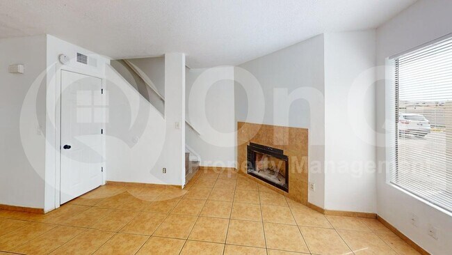 Building Photo - 15601 N 30th St