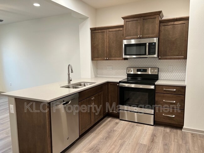 Building Photo - 1953 S Warrior Ln