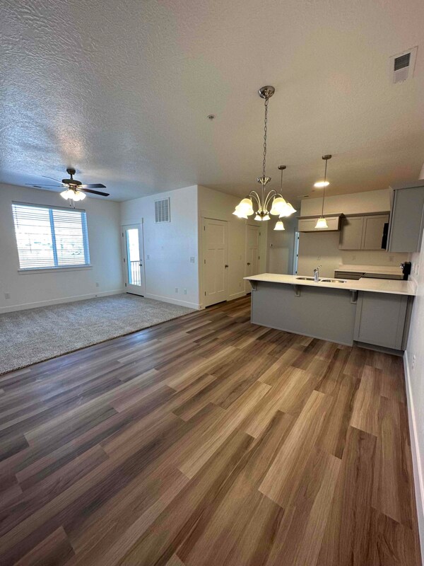 Building Photo - 3375 W 2010 N