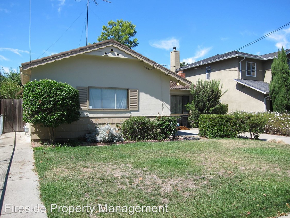 Primary Photo - 2349 Cottle Ave