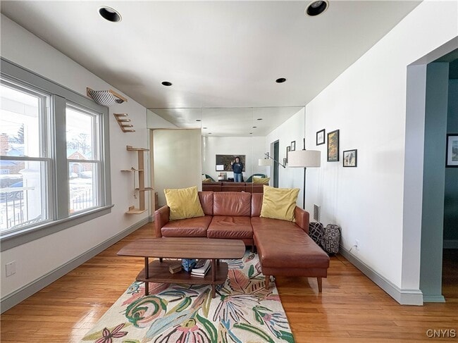 Building Photo - 519 Wendell Terrace