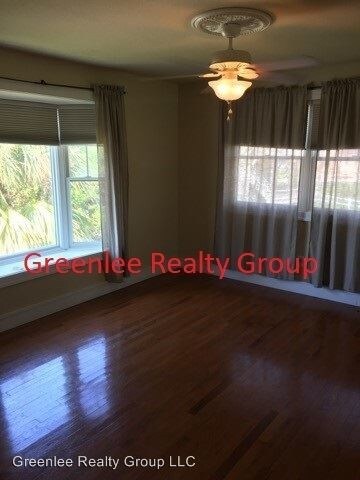 Foto del edificio - 6412 Driftwood Dr