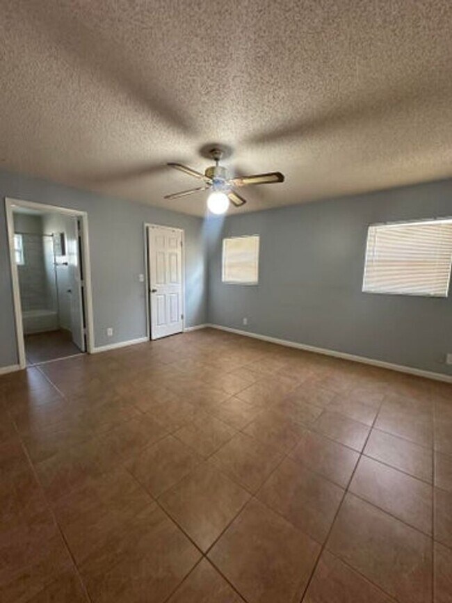 Photo - 641 W 9th 2, Riviera Beach, FL 33404 - 7355 House