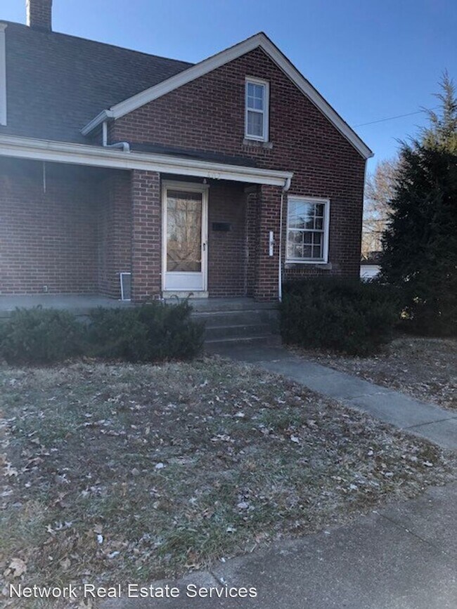 Foto del edificio - 1 br, 1 bath House - 402 College Street - 402