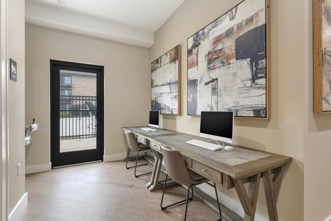 Building Photo - Acclaim at Alexandria