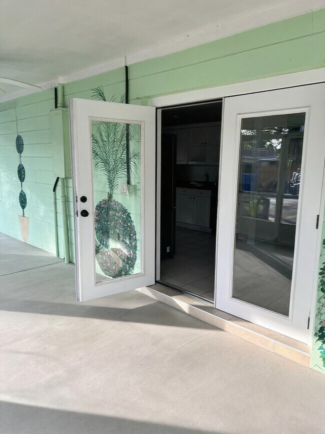 Building Photo - 514 42nd Ave N