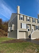 Building Photo - 3601 Columbia Ct Way