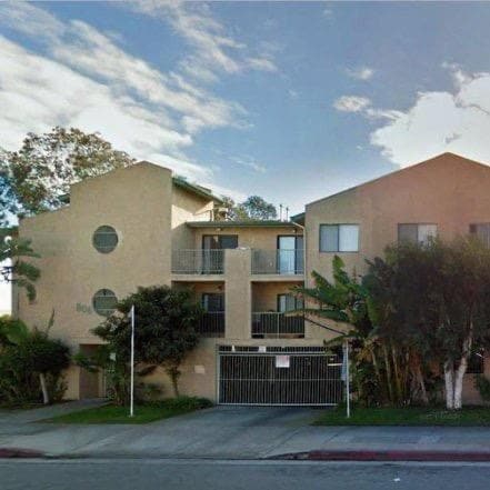 Building Photo - 808 W Anaheim St