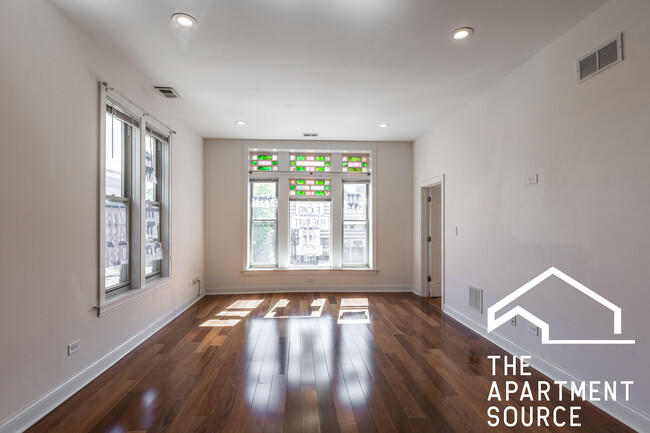 Building Photo - 4200 W Irving Park Rd