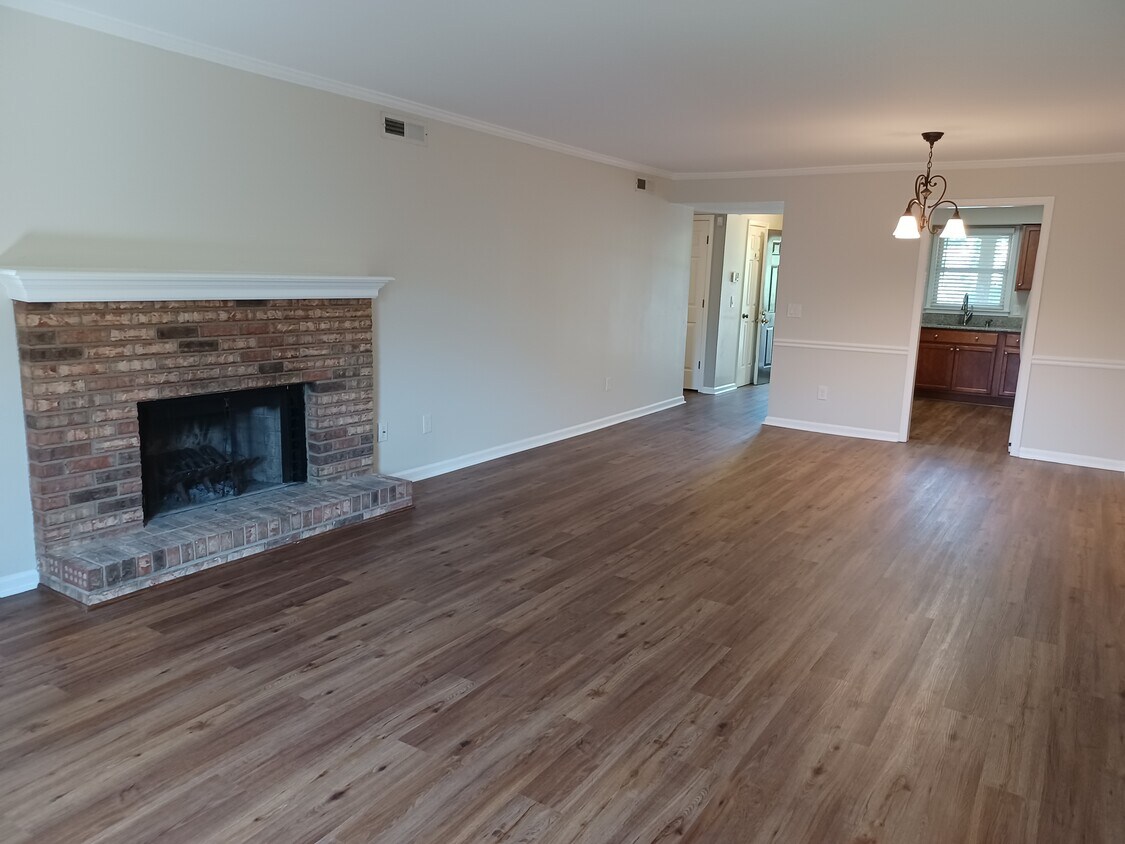 Foto principal - 338 Westfield Dr