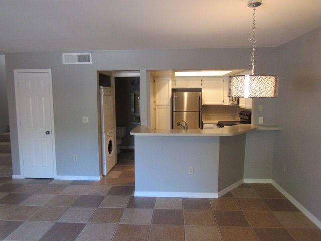 Foto del edificio - 1645 W Baseline Rd