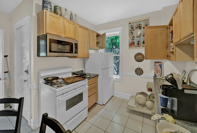 Foto del edificio - 1029 Garnett Pl