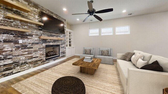 Foto del edificio - 2405 Vineyard Dr
