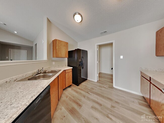 Building Photo - 2340 Bristol Dr