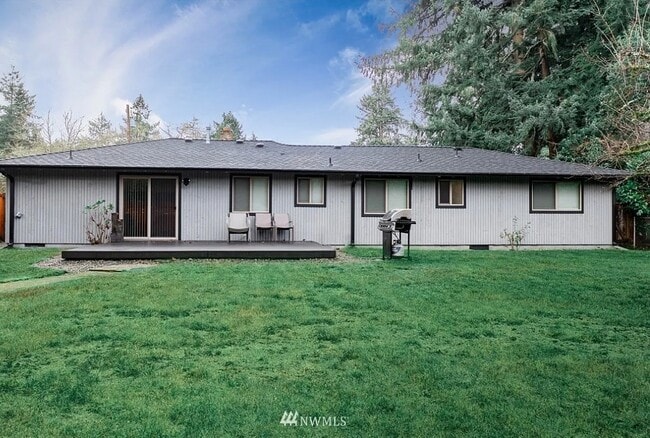 Building Photo - 9819 Willowood Pl SW