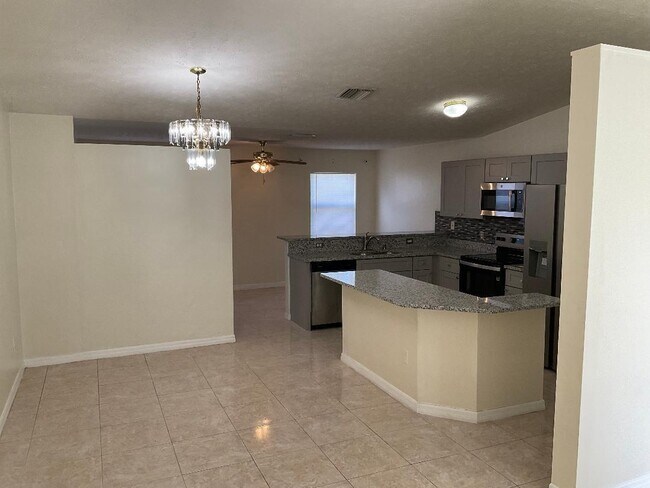 Foto del edificio - 5252 NW Gamma St