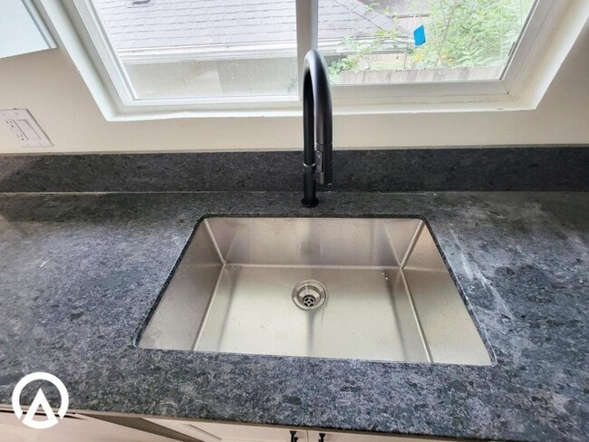 Foto del edificio - 10850 SE Penzance St