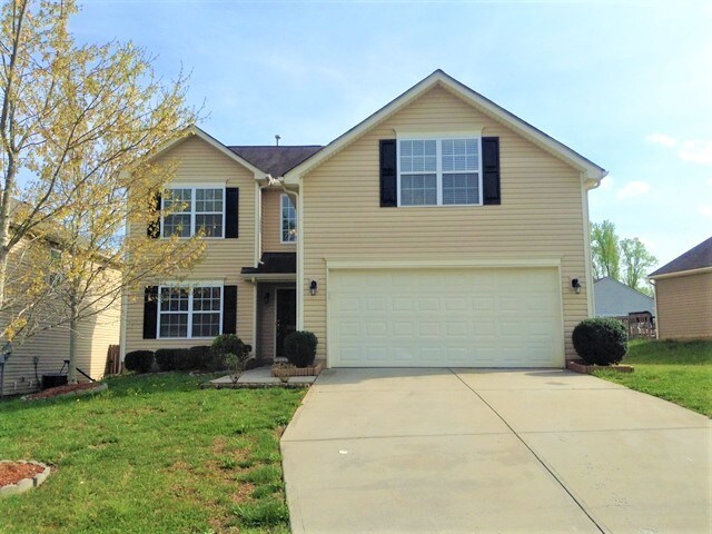 Foto principal - 9008 McAdam Way