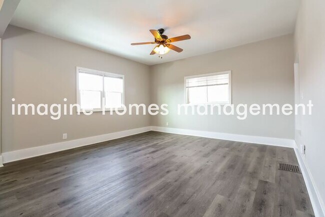 Building Photo - Modern 3 Bed, 1 Bath Brentwood Home