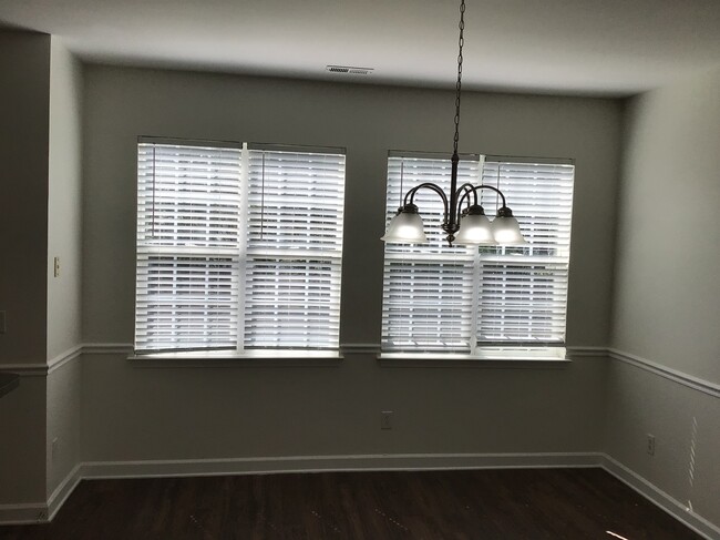 Building Photo - 7108 Conifer Cir