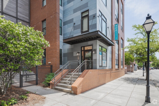 Building Entrance - 400 Meeting Apartments