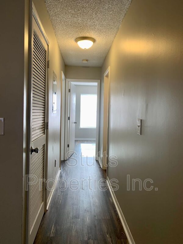 Foto del edificio - 505 N Dickson St