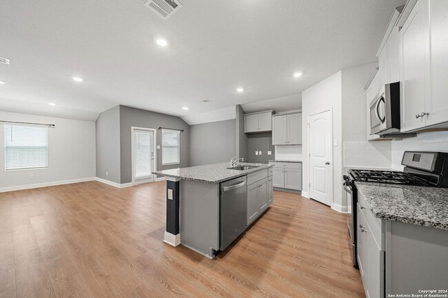 Foto del edificio - 1080 Amble Oak