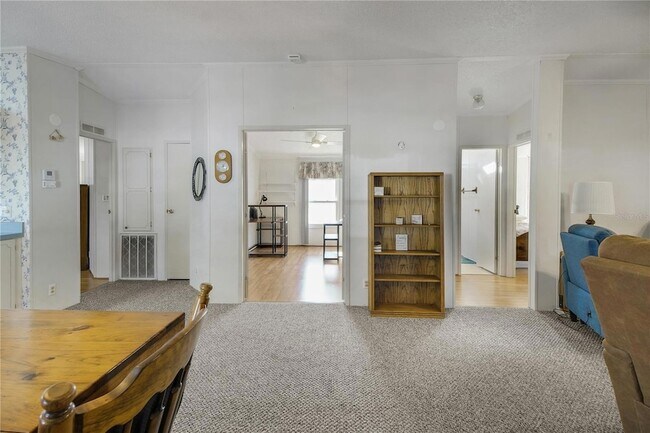 Foto del edificio - 5229 Hartford Ln