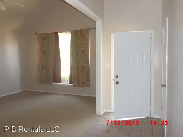 Building Photo - 3 br, 2 bath House - 1907 SW 43rd Street