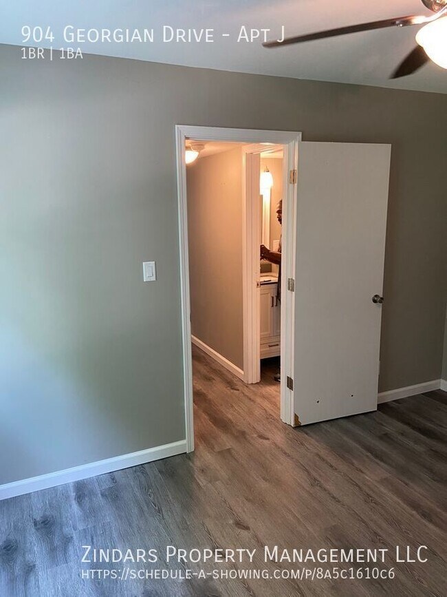 Foto del edificio - Newly Remodeled 1 Bedroom 1 Bath Apartment