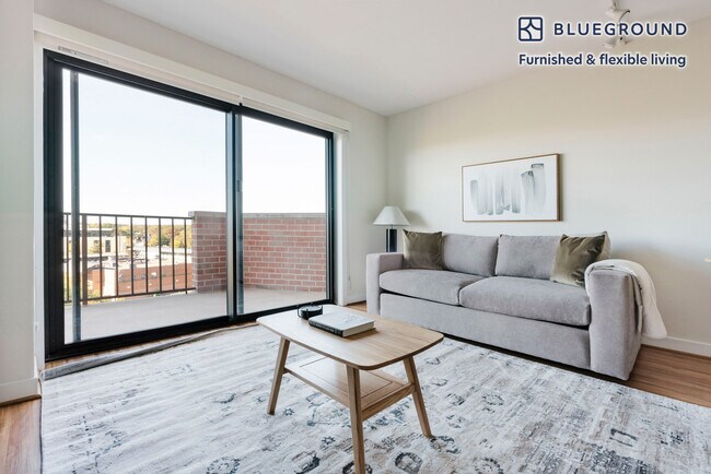 Building Photo - 2500 Clarendon Blvd