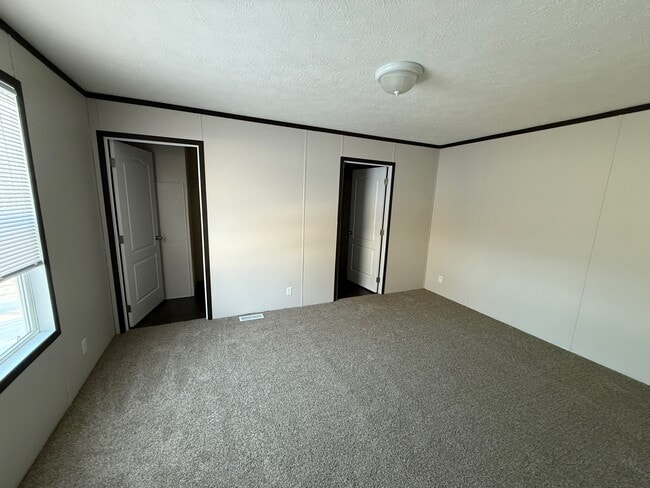 Foto del edificio - 247 Timber Ln