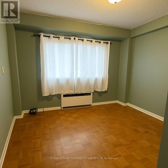 Building Photo - 61 Cedar Dr