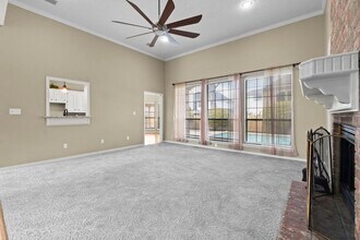 Building Photo - 590 Edgewood Dr